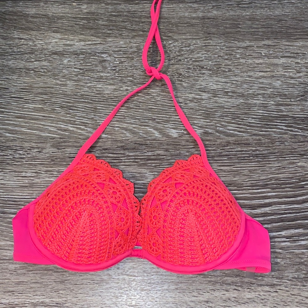 Bikini top